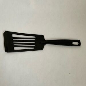 Tailormade Black Nylon Plastic Slotted Fish Spatula Whisk Kitchen Utensil 12.5”